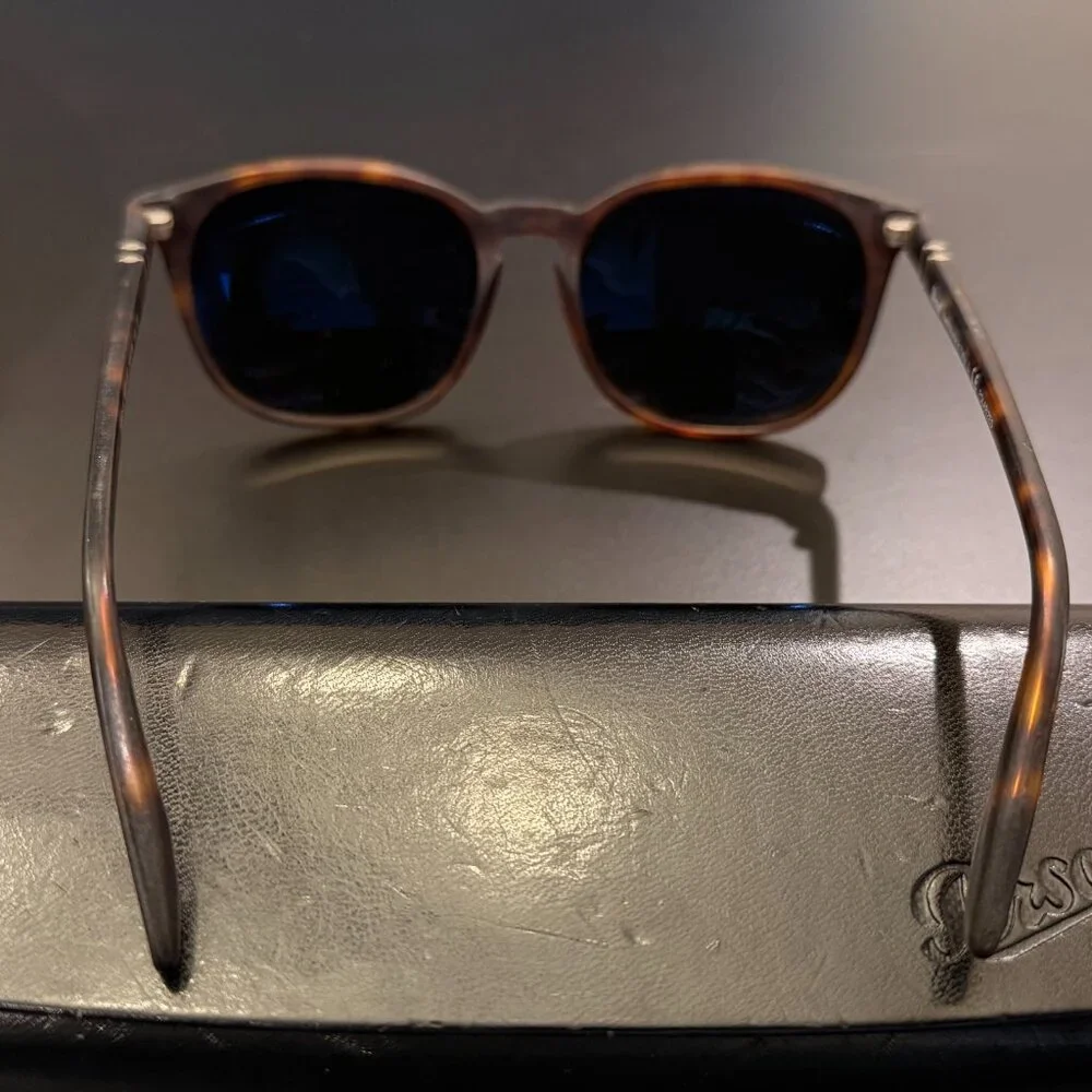 Persol PO3007S Sunglasses – Authentic Italian Luxury!  ** Polarized ** - Picture 10 of 13